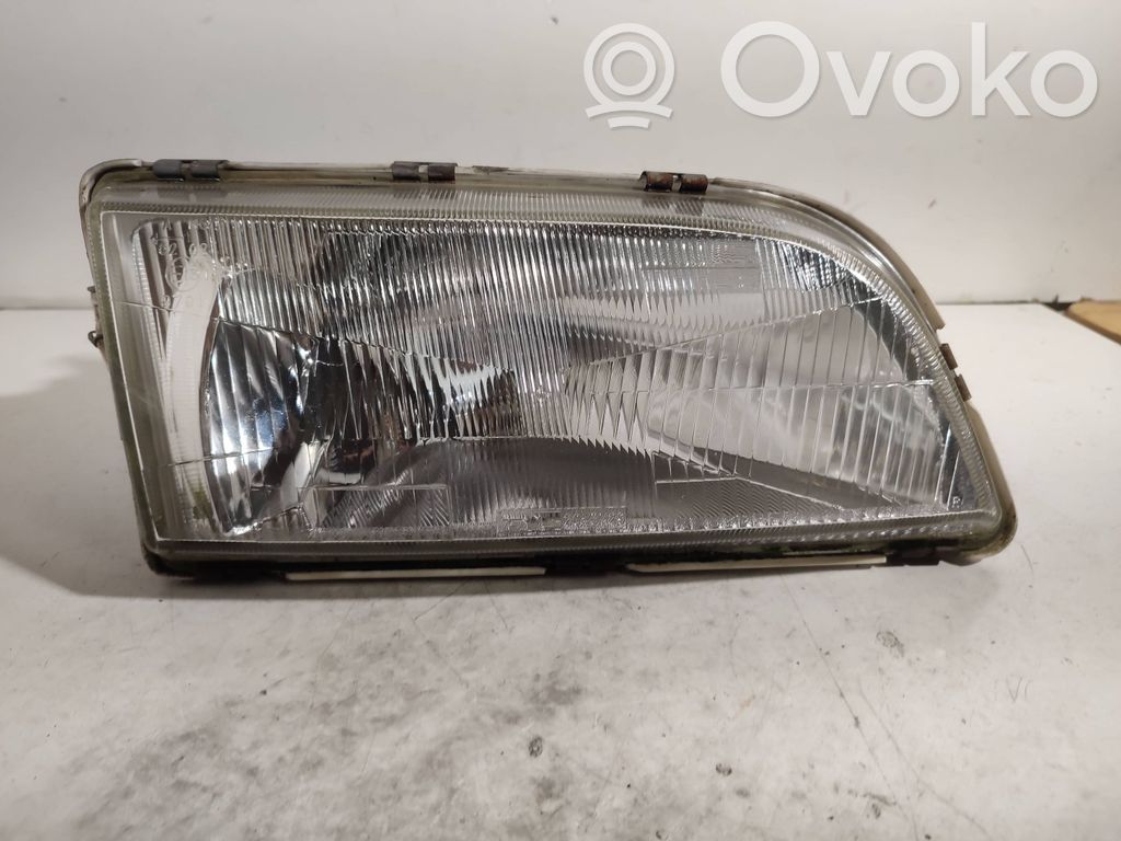 Volvo S40, V40 Headlight/headlamp 