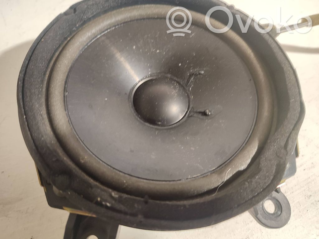 Saab 9-3 Ver2 Front door speaker 
