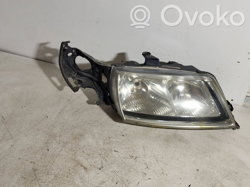 Headlight/headlamp   89006242,5142088,1284PU5A