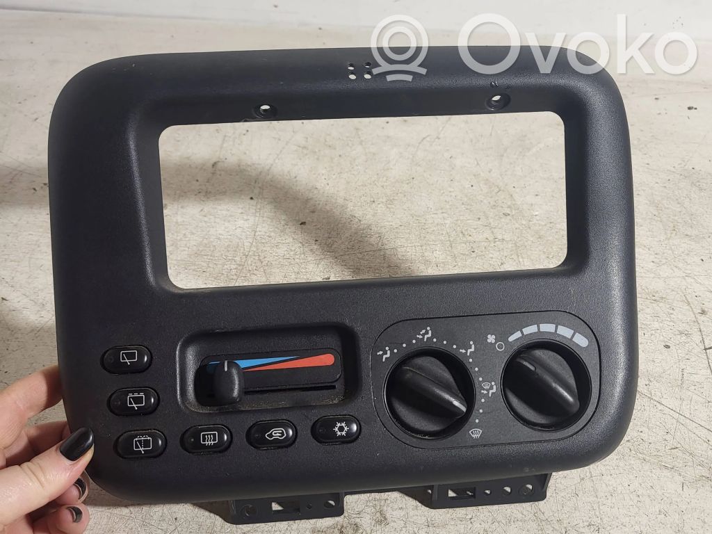 Chrysler Voyager Unidad de control climatización 