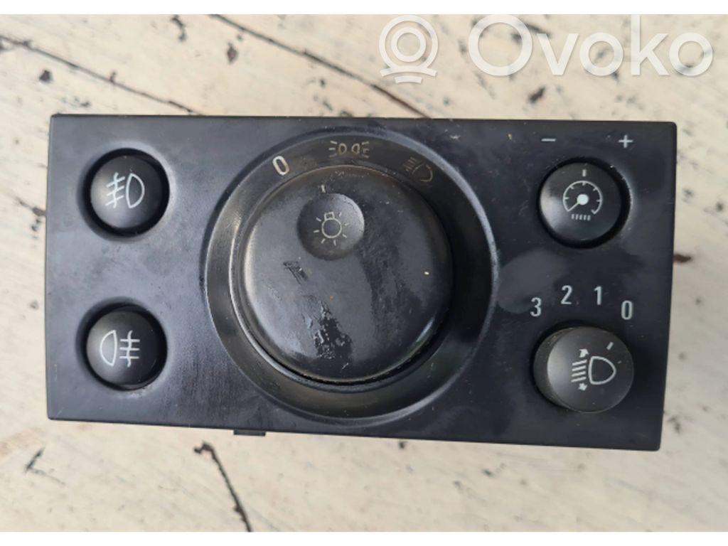 Opel Vectra C Light switch 