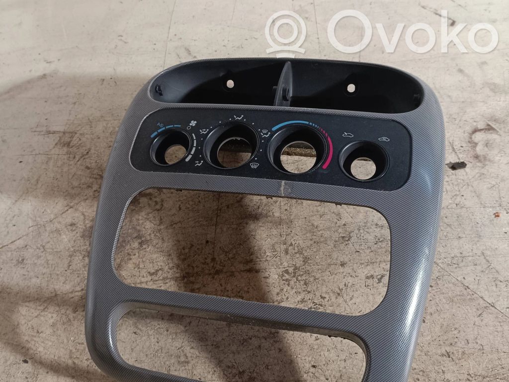 Chrysler Neon II Panneau de garniture console centrale 