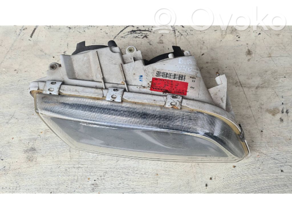 Volvo S40, V40 Lampa przednia 