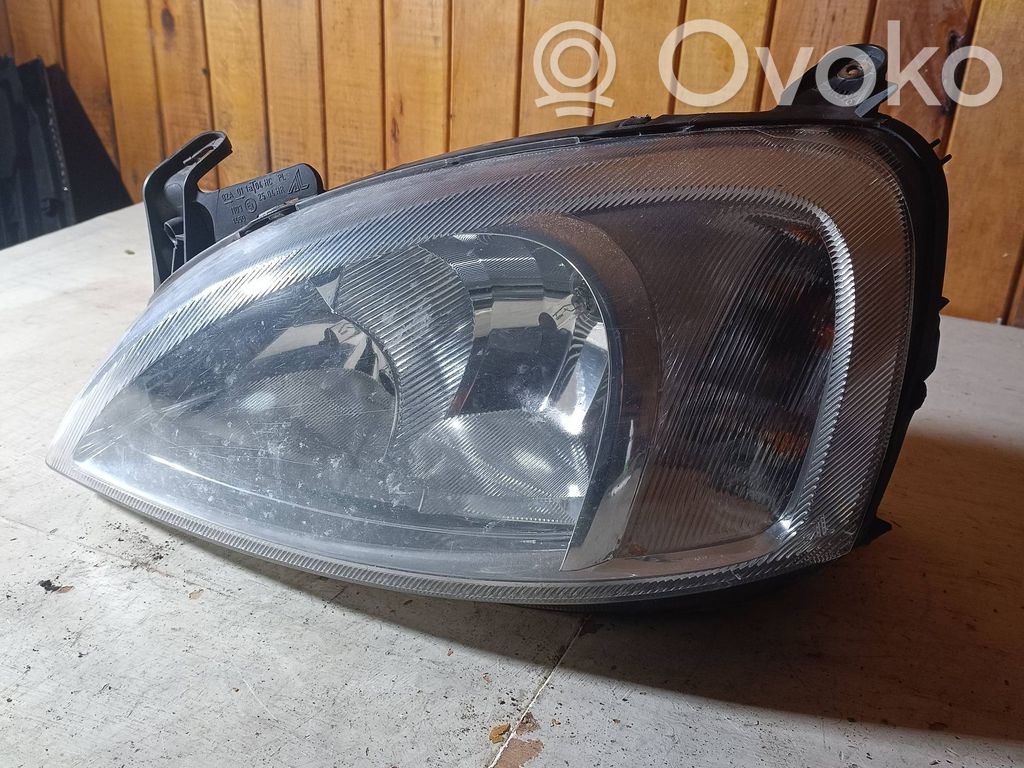 Opel Corsa C Передняя фара 