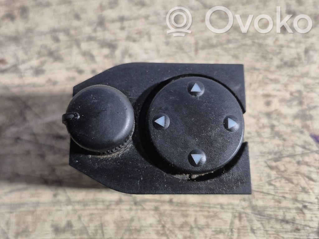 Audi A3 S3 8L Wing mirror switch 