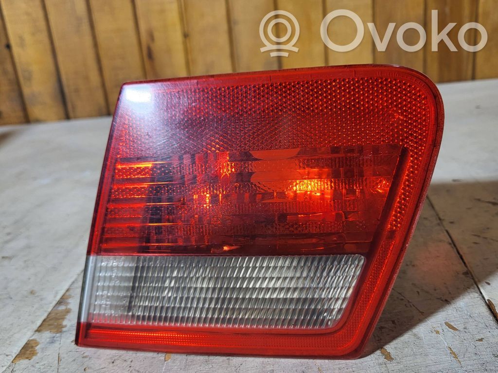 BMW 3 E46 Tailgate rear/tail lights 