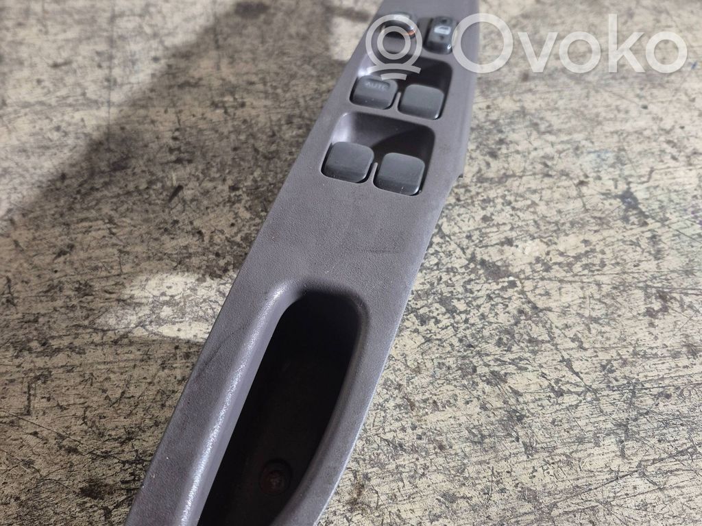 Toyota Prius (XW10) Electric window control switch 