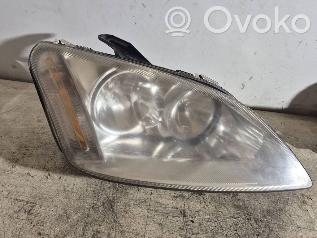 Ford C-MAX I Headlight/headlamp 