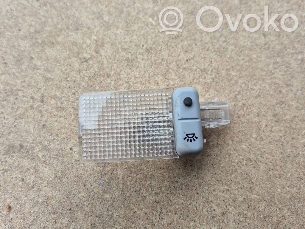 Ford Mondeo MK IV Luz del asiento trasero 