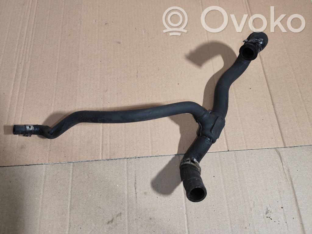 Opel Zafira A Engine coolant pipe/hose 