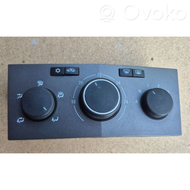 Opel Astra H Climate control unit 