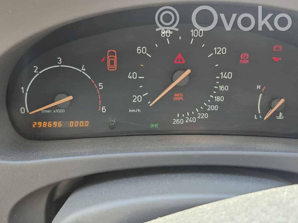 Saab 9-5 Speedometer (instrument cluster) 