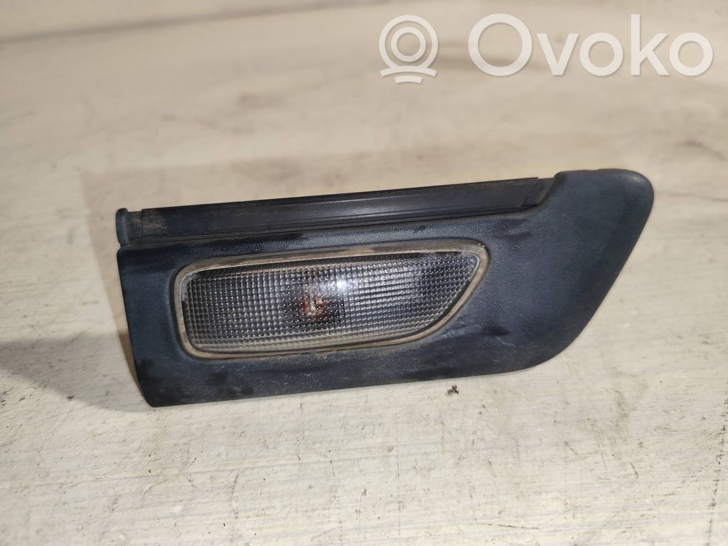 Volvo S80 Front fender indicator light 