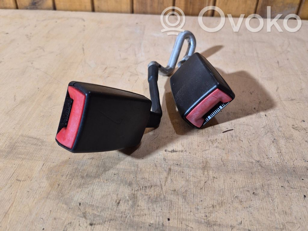 Audi A3 S3 8P Fibbia della cintura di sicurezza posteriore 