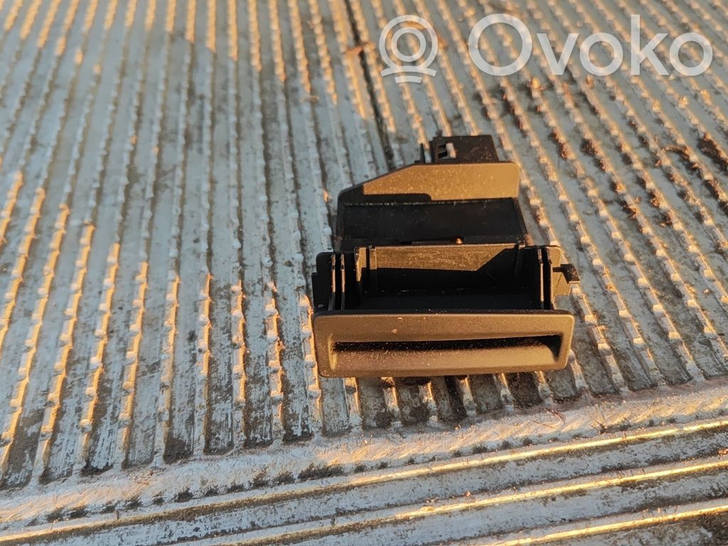 Citroen C3 Picasso Ignition key card reader 