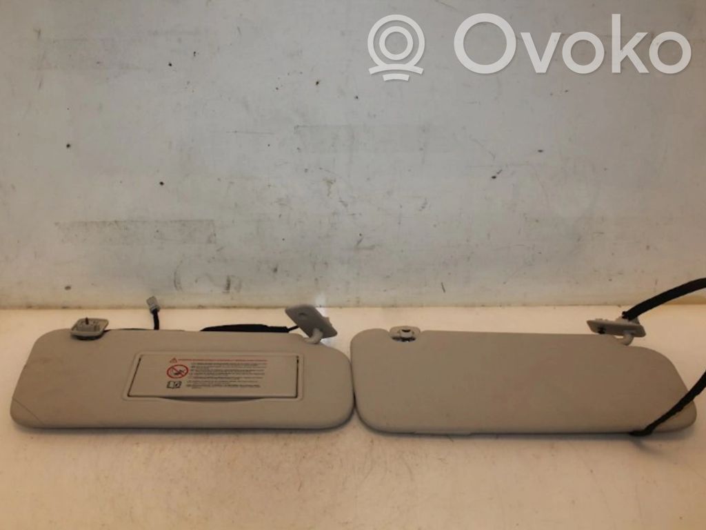 Sun visor