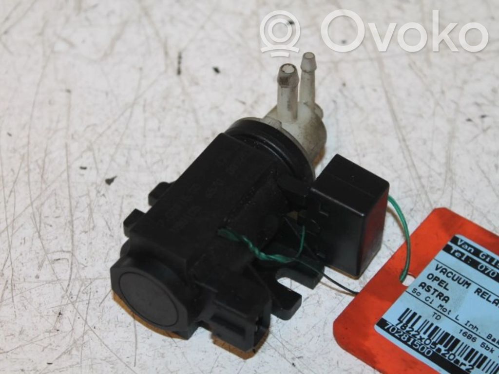 Válvula de vacío   70281500,898105,70281500,898105