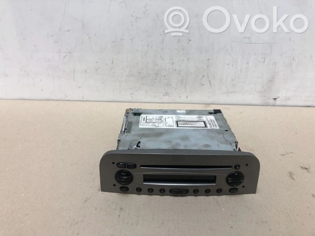 Alfa Romeo 147 Panel / Radioodtwarzacz CD/DVD/GPS 