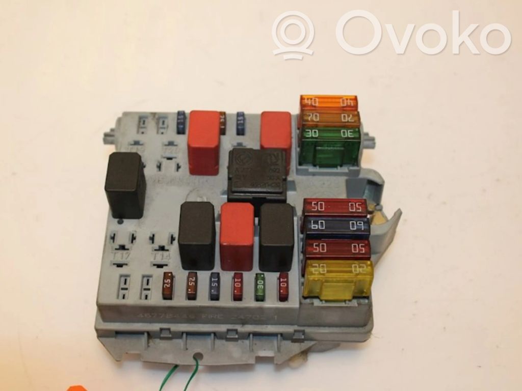 Fiat Punto (188) Set scatola dei fusibili 