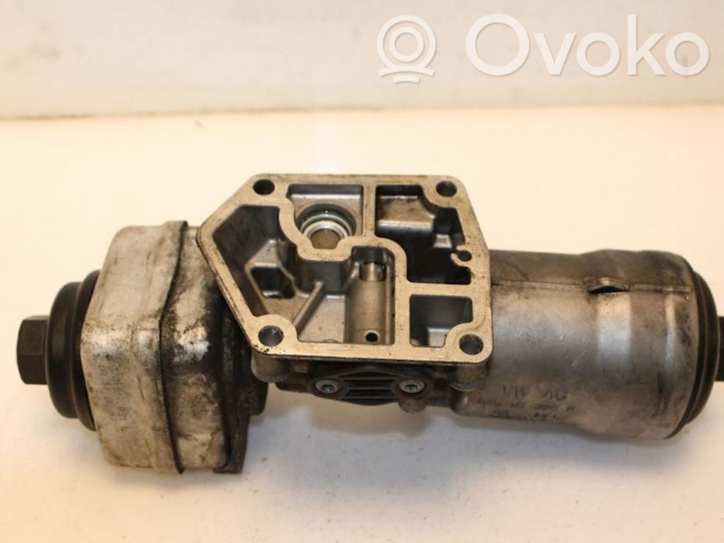 Volkswagen Golf V Supporto di montaggio del filtro dell’olio