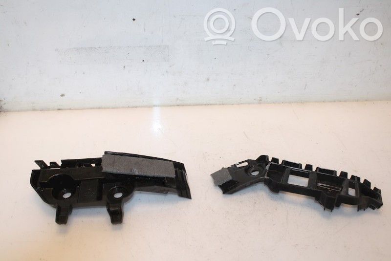 Volkswagen Polo VI Soporte de montaje del parachoques trasero