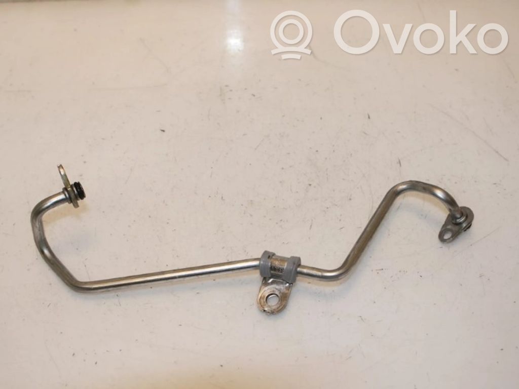 Volkswagen Polo VI Tubo di raffreddamento dell'olio 