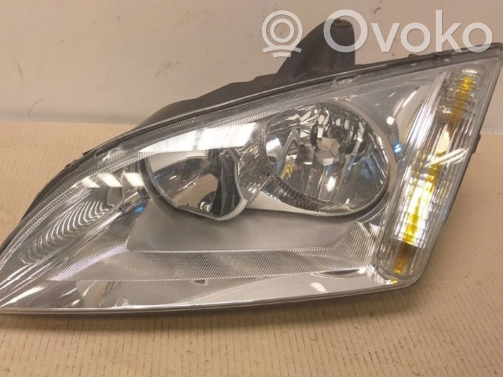 Ford Focus Scheinwerfer 