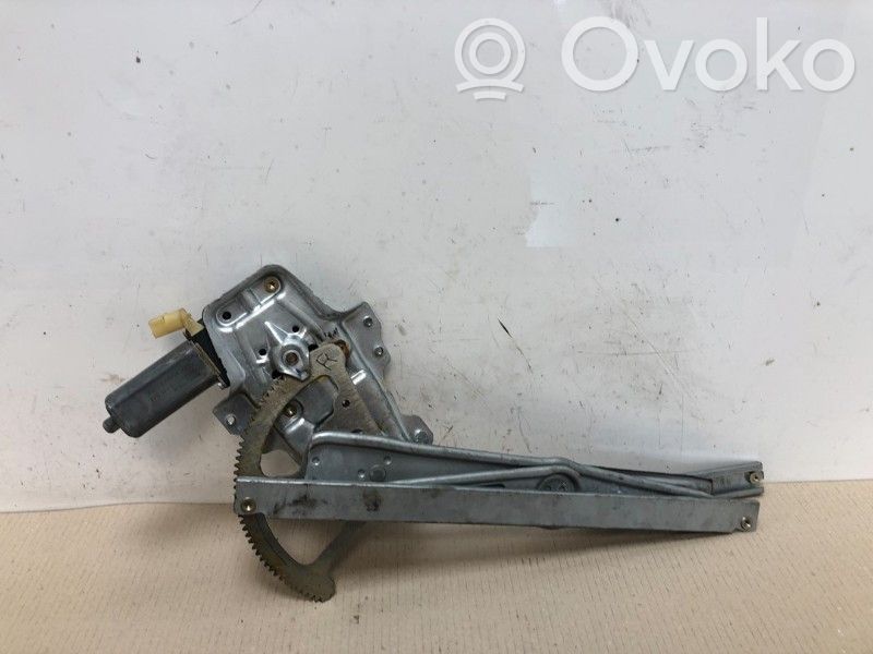 Toyota Yaris Macara geam față manuală