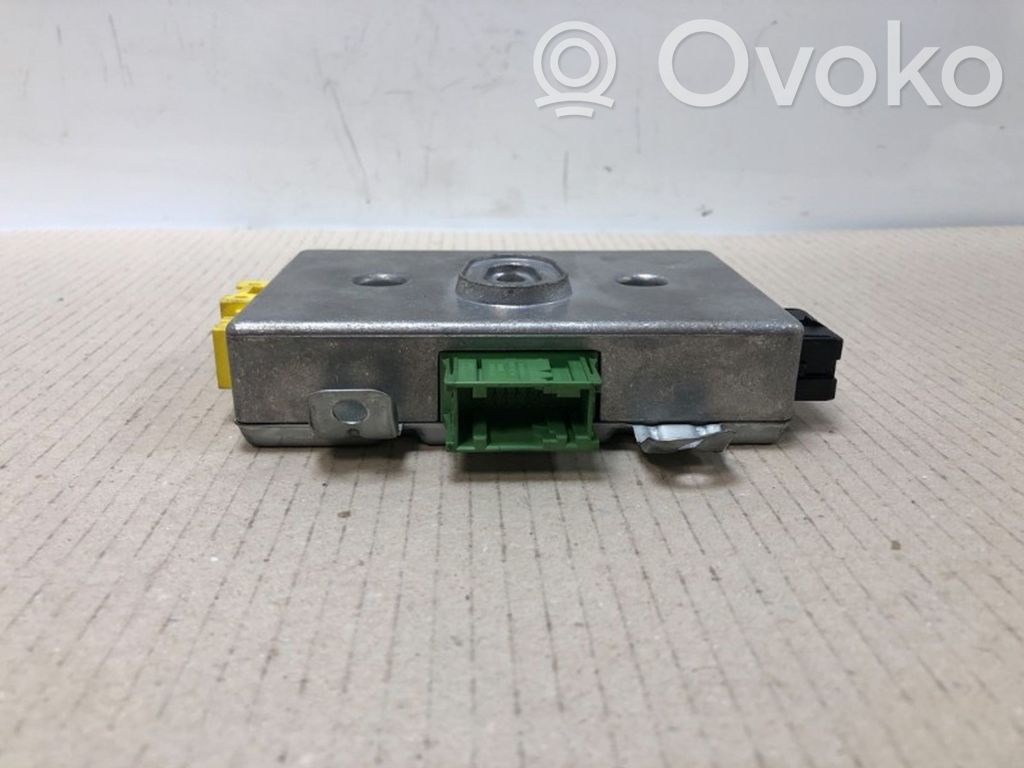 BMW 5 E60 E61 Oven keskuslukituksen ohjausyksikön moduuli 