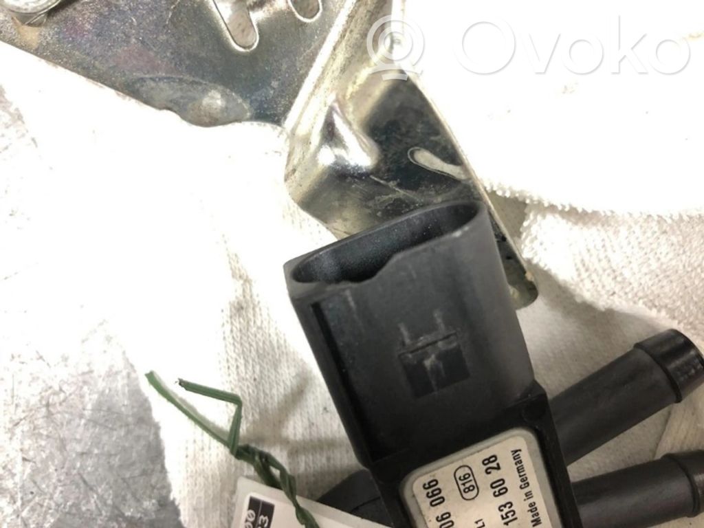 Mercedes-Benz B W246 W242 Sensore di pressione del carburante