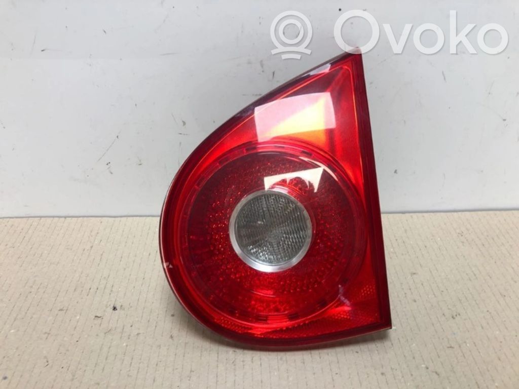 Volkswagen Golf V Luci posteriori 