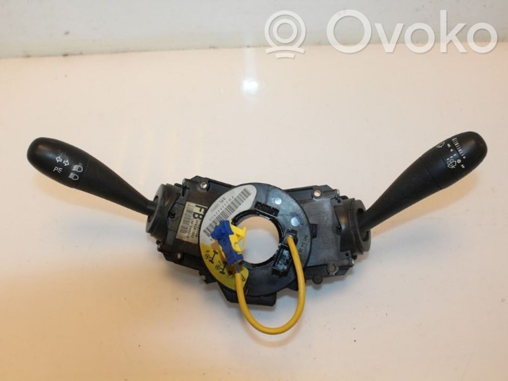 Boutons / interrupteurs volant   LNF240200,LNF240200