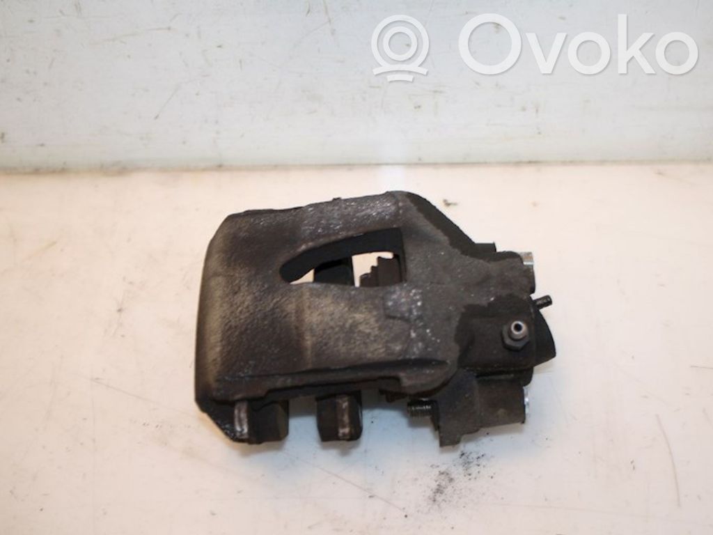 Caliper de freno delantero
