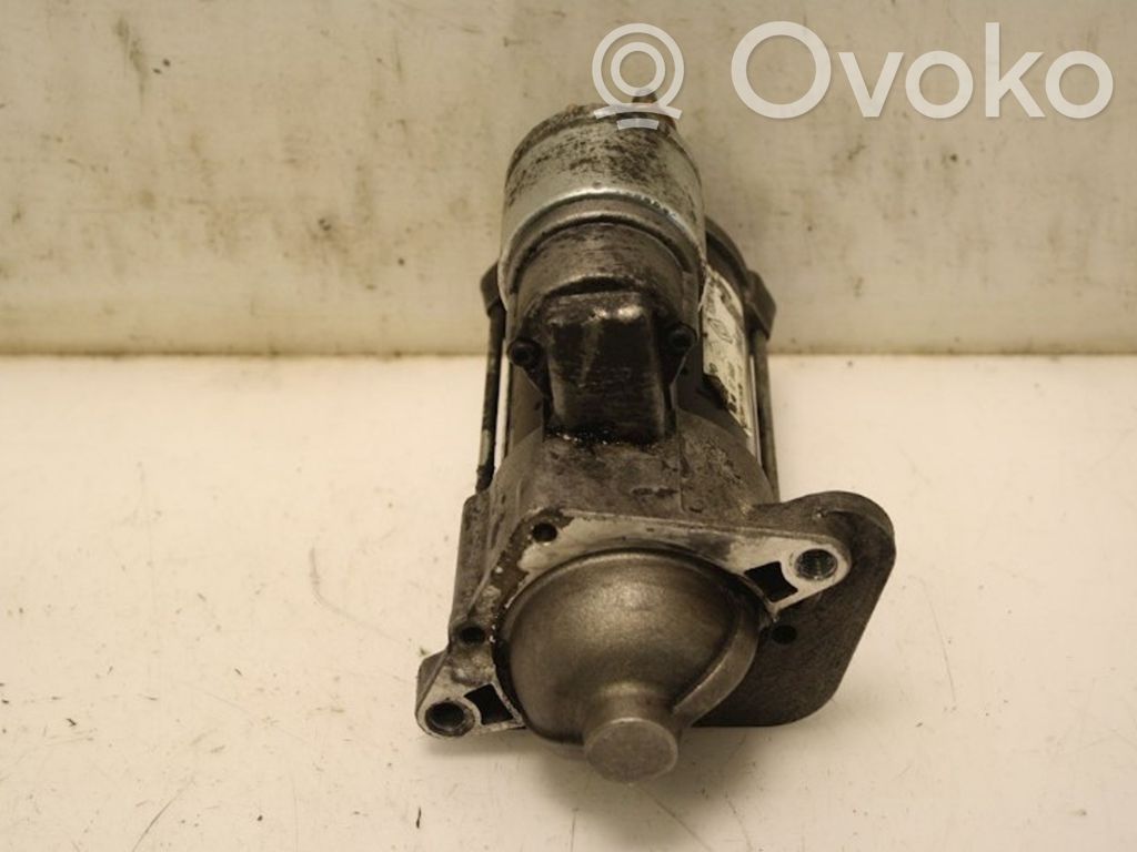 Renault Clio IV Motor de arranque 