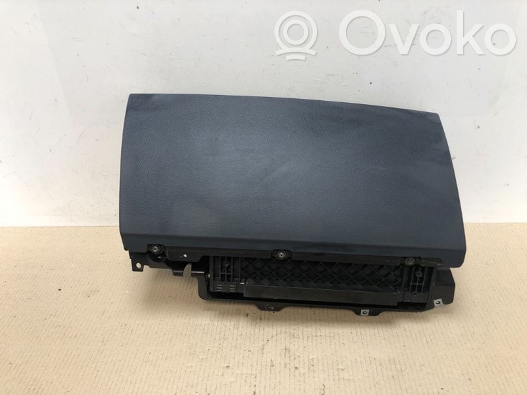 BMW 7 E65 E66 Glove box 