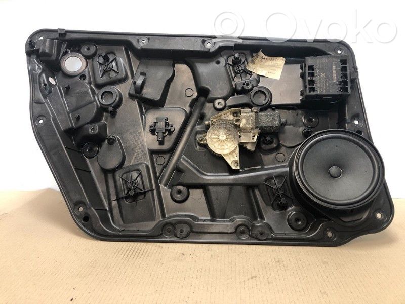 Mercedes-Benz A W176 Manualny podnośnik szyby drzwi przednich