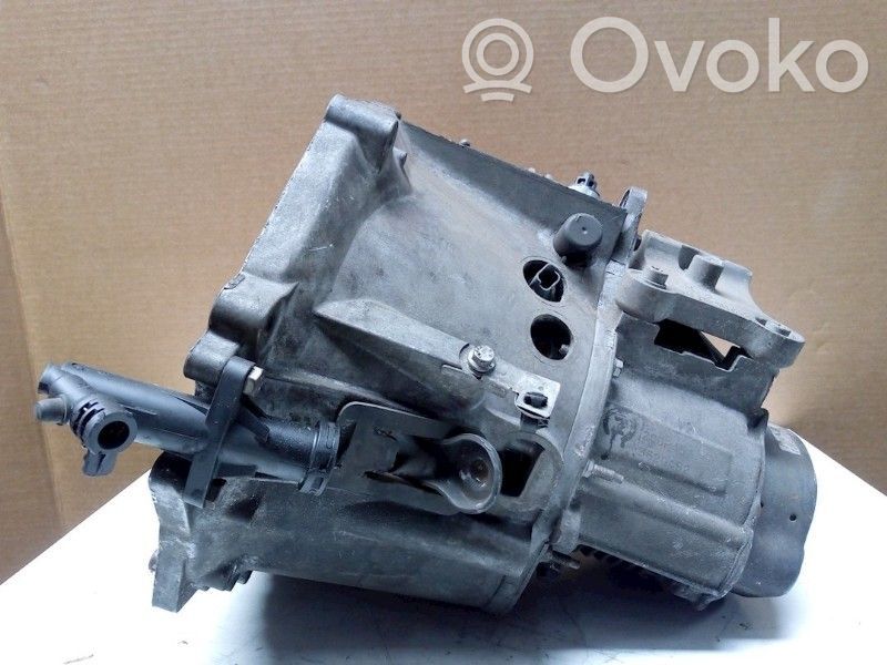Peugeot 207 Scatola del cambio manuale a 5 velocità 