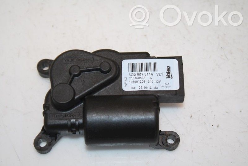 Volkswagen Cross Touran II Actuator/motor clapetă debit aer A/C 