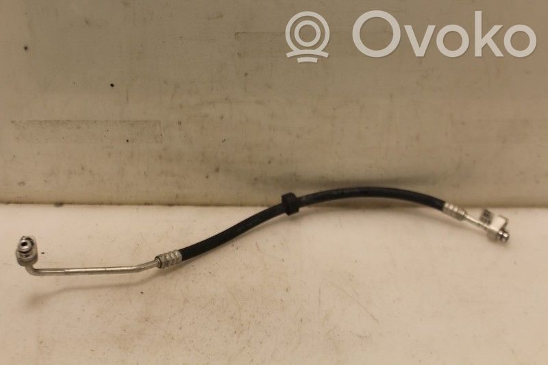 Audi A4 S4 B9 Conductă/furtun aer condiționat (A/C) 