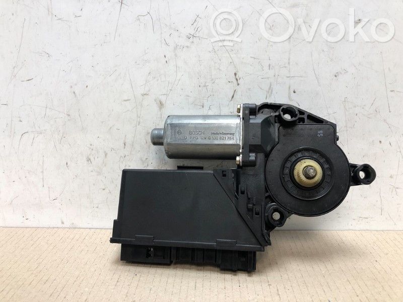 Audi A4 S4 B6 8E 8H Inne części wnętrza samochodu 
