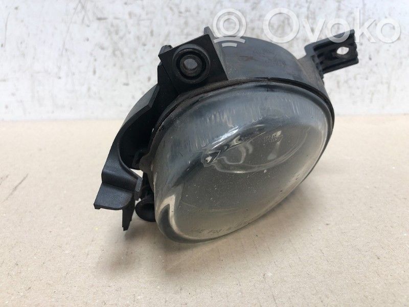 Audi A4 S4 B7 8E 8H Feu antibrouillard avant