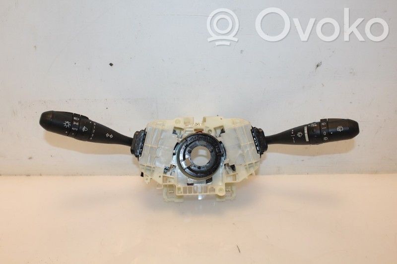 Boutons / interrupteurs volant   8600A237XA,8600A237XA
