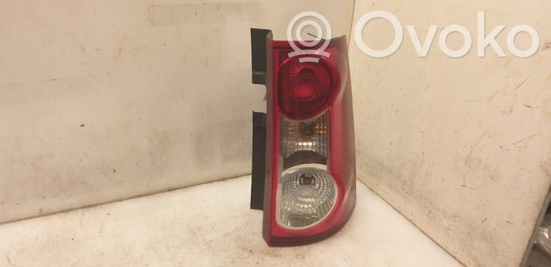 Citroen Berlingo Aizmugurējais lukturis virsbūvē 
