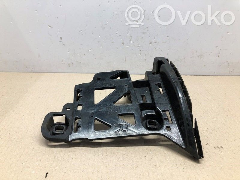 Mercedes-Benz B W247 Soporte de montaje del parachoques trasero