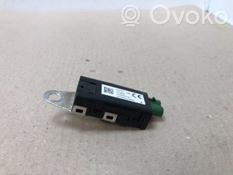 Lynk & co 01 Antenna autoradio 