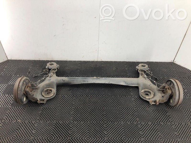 Opel Corsa E Grinda punții spate 