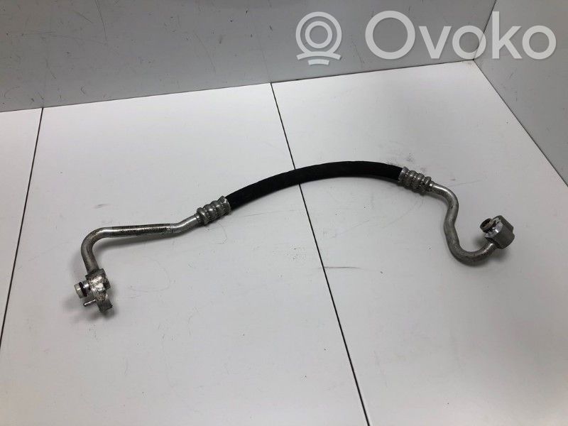 BMW 3 F30 F35 F31 Conductă/furtun aer condiționat (A/C) 