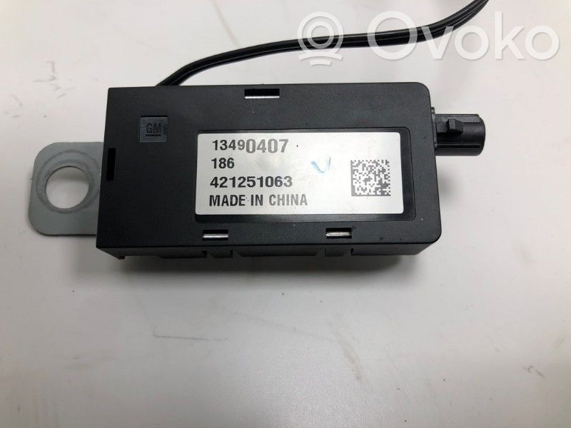 Opel Astra K Amplificatore antenna