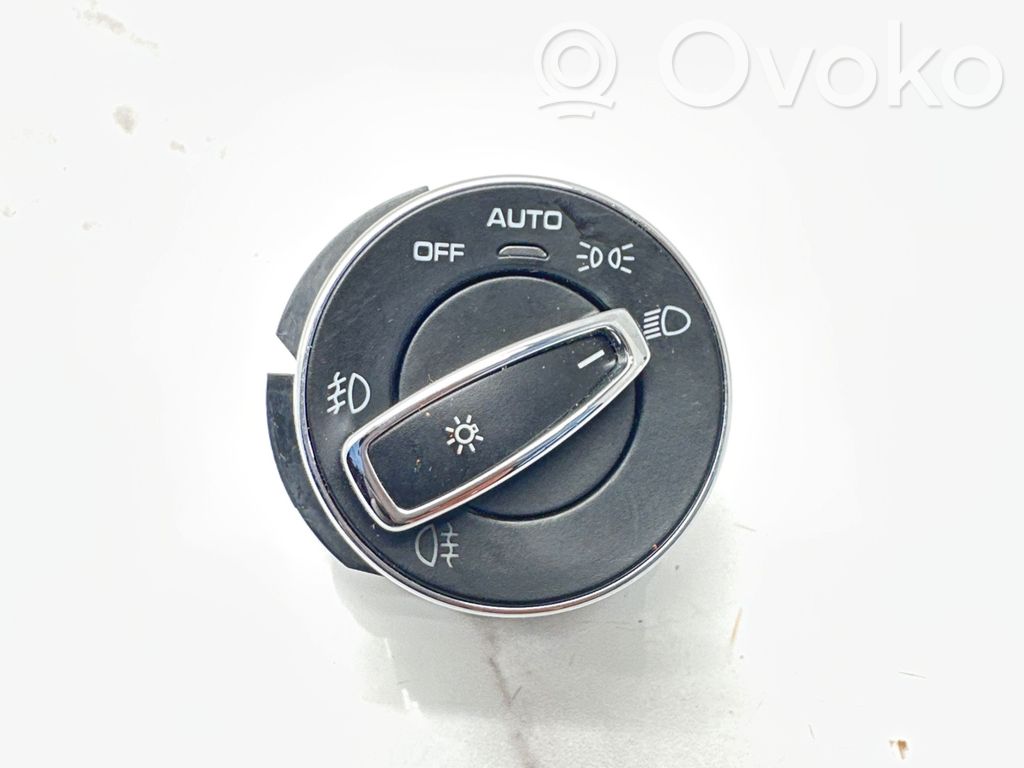 Porsche Cayenne (92A) Light switch 