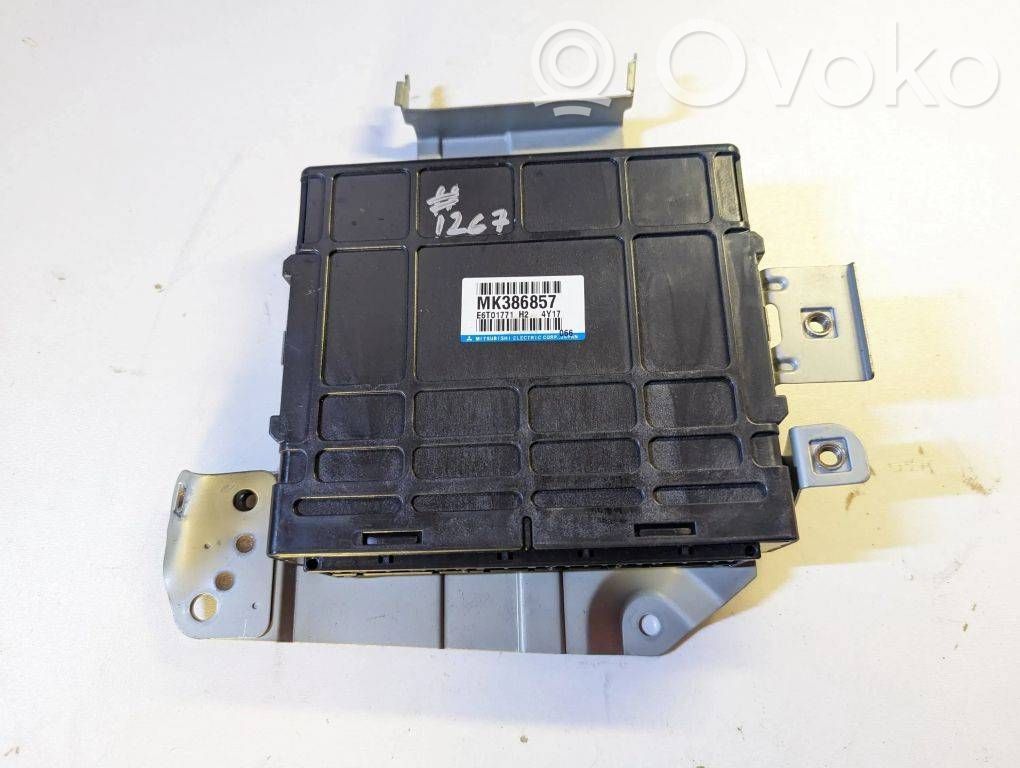 Mitsubishi Pajero Engine control unit/module 